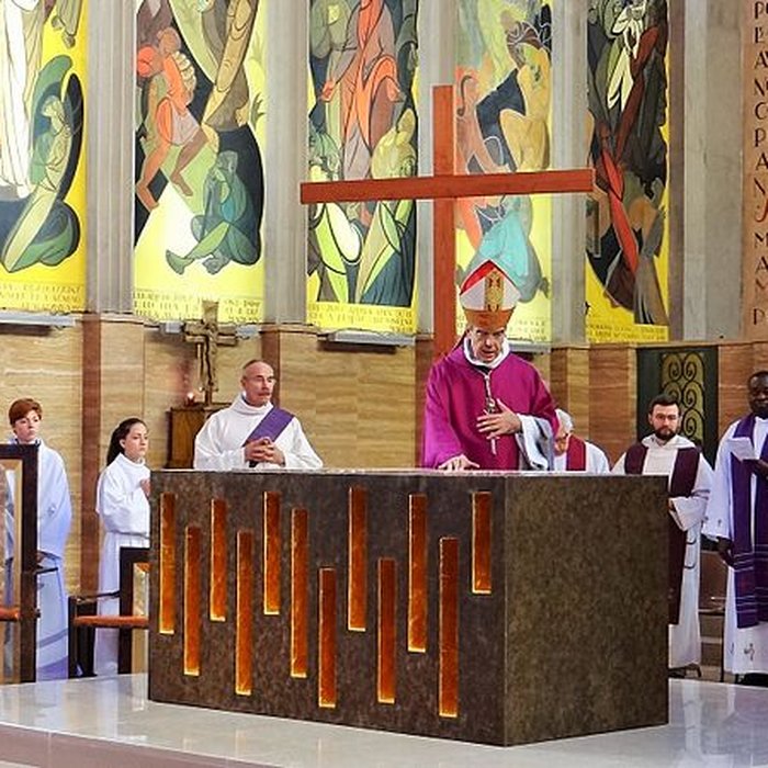 Photo de Église Saint-Jacques-le-Majeur de Montrouge