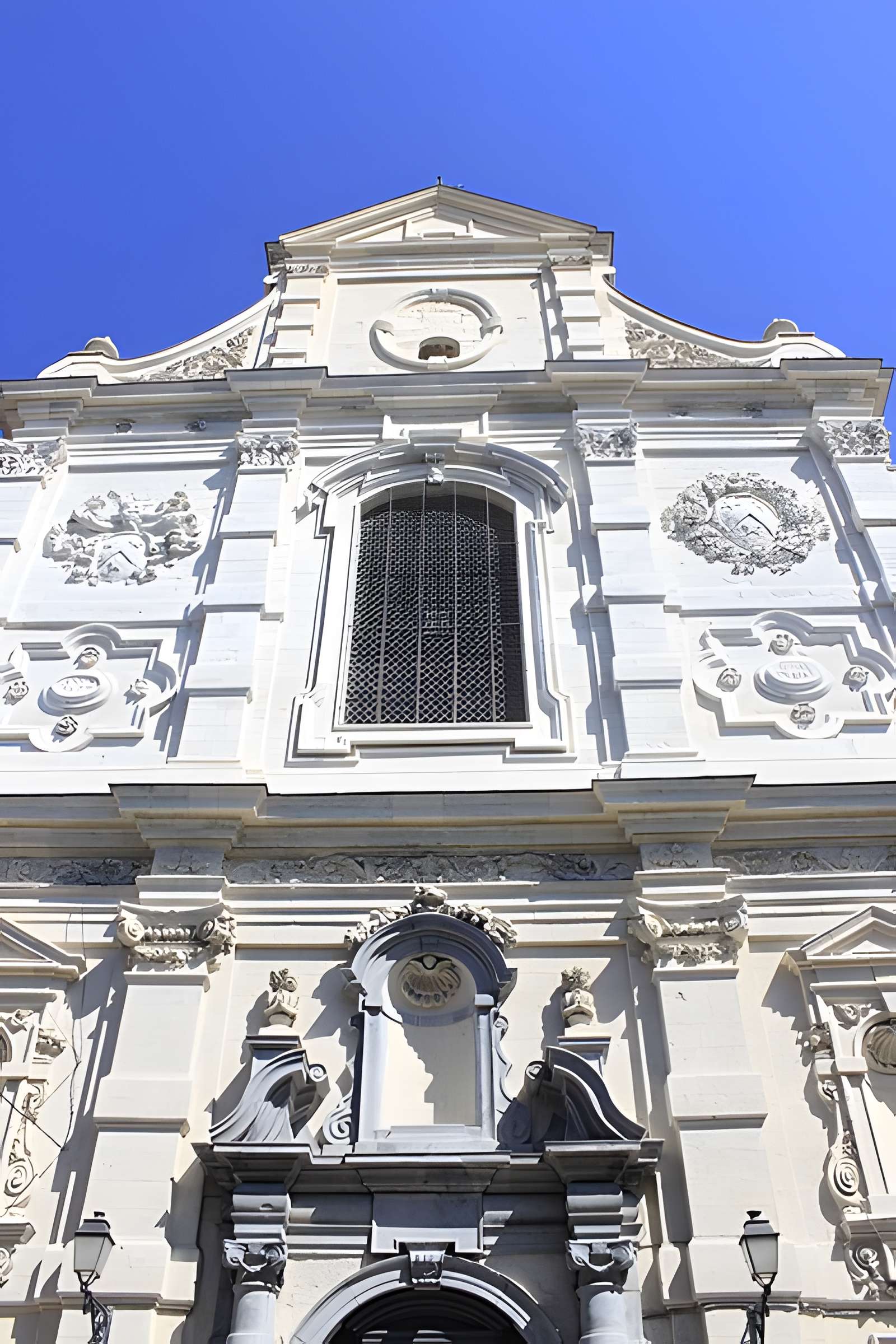 Église Saint-Jacques-le-Majeur-et-Saint-Ignace d'Aire-sur-la-Lys