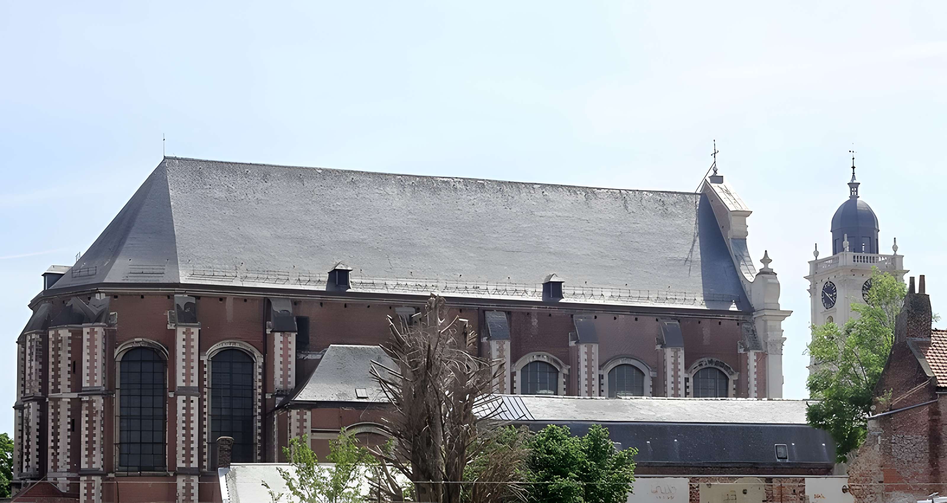 Église Saint-Jacques-le-Majeur-et-Saint-Ignace d'Aire-sur-la-Lys