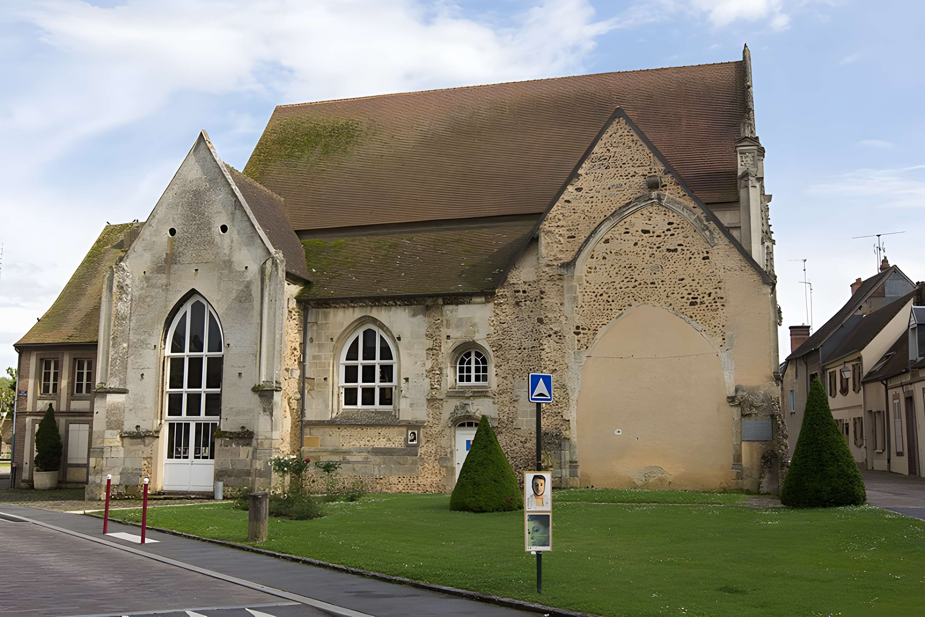 Église Saint-Jean de Verneuil-sur-Avre