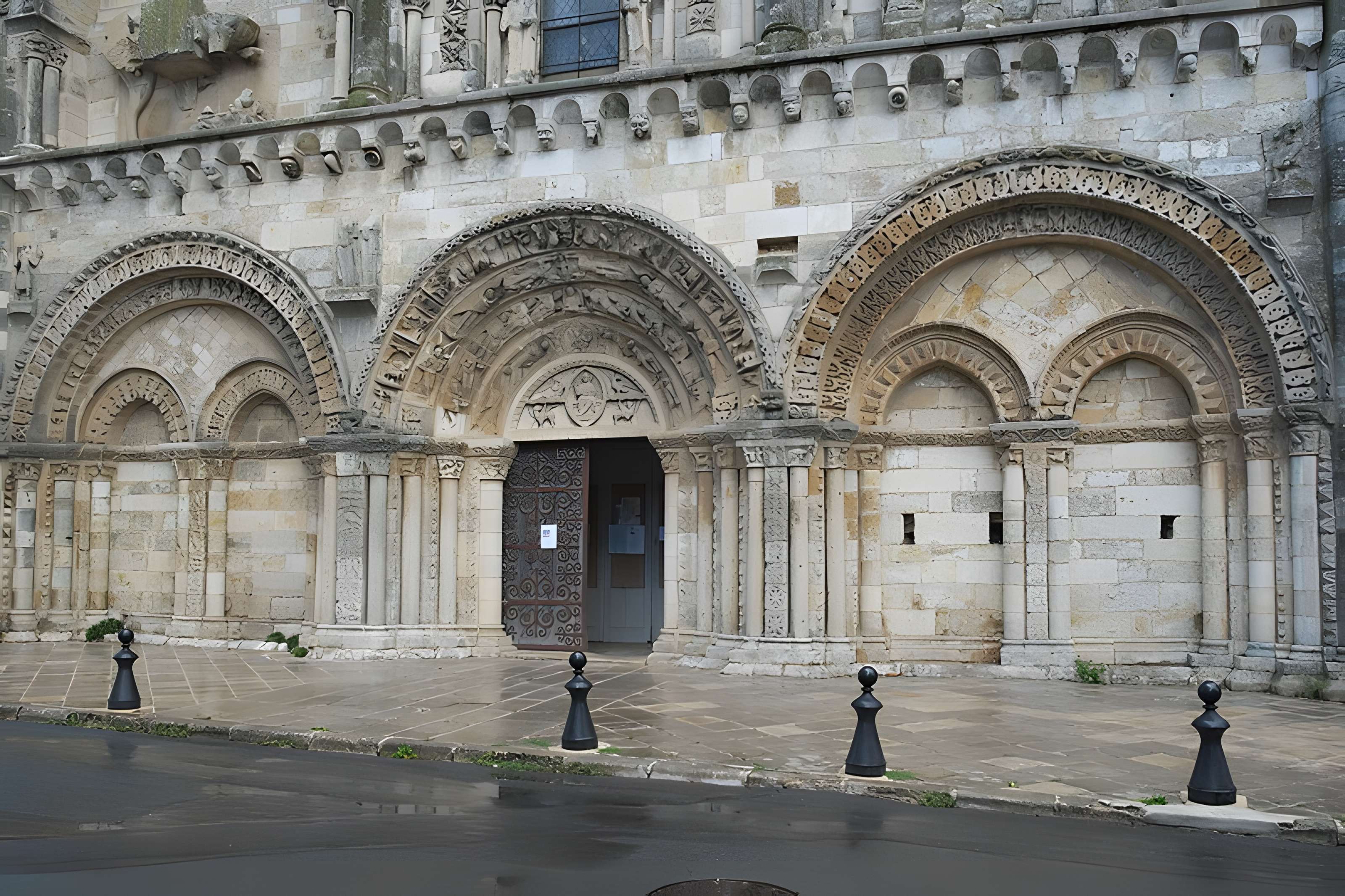 Église Saint-Nicolas de Civray