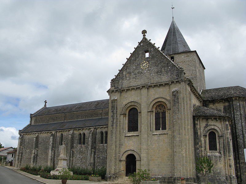 Photo de Église Saint-Jean-Baptiste de Jazeneuil