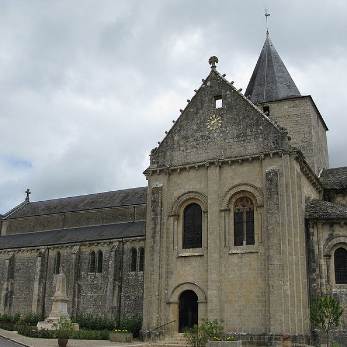 Photo de Église Saint-Jean-Baptiste de Jazeneuil