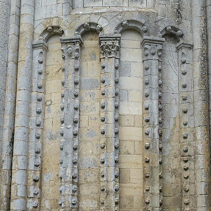Photo de Église Saint-Jean-Baptiste de Jazeneuil