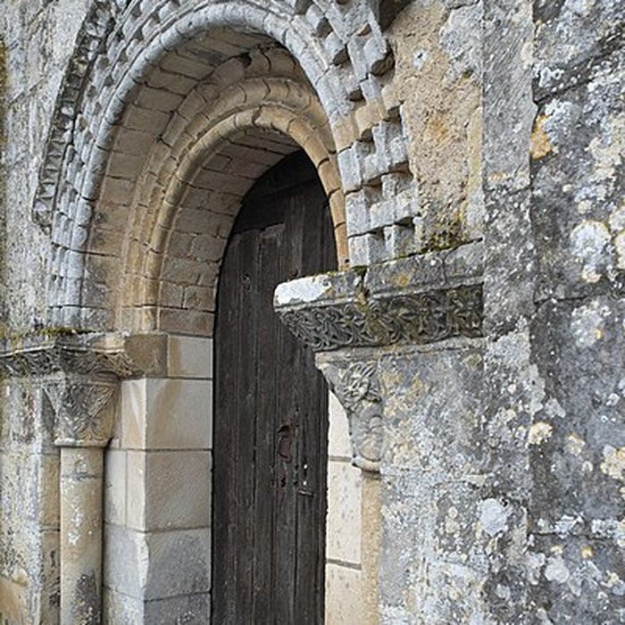 Photo de Église Saint-Jean-Baptiste de Jazeneuil