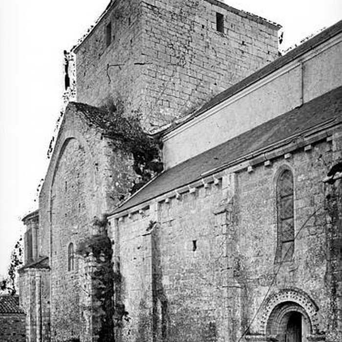 Photo de Église Saint-Jean-Baptiste de Jazeneuil