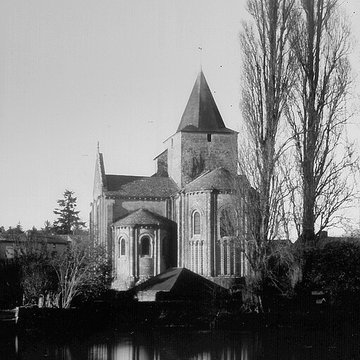 Église Saint-Jean-Baptiste de Jazeneuil