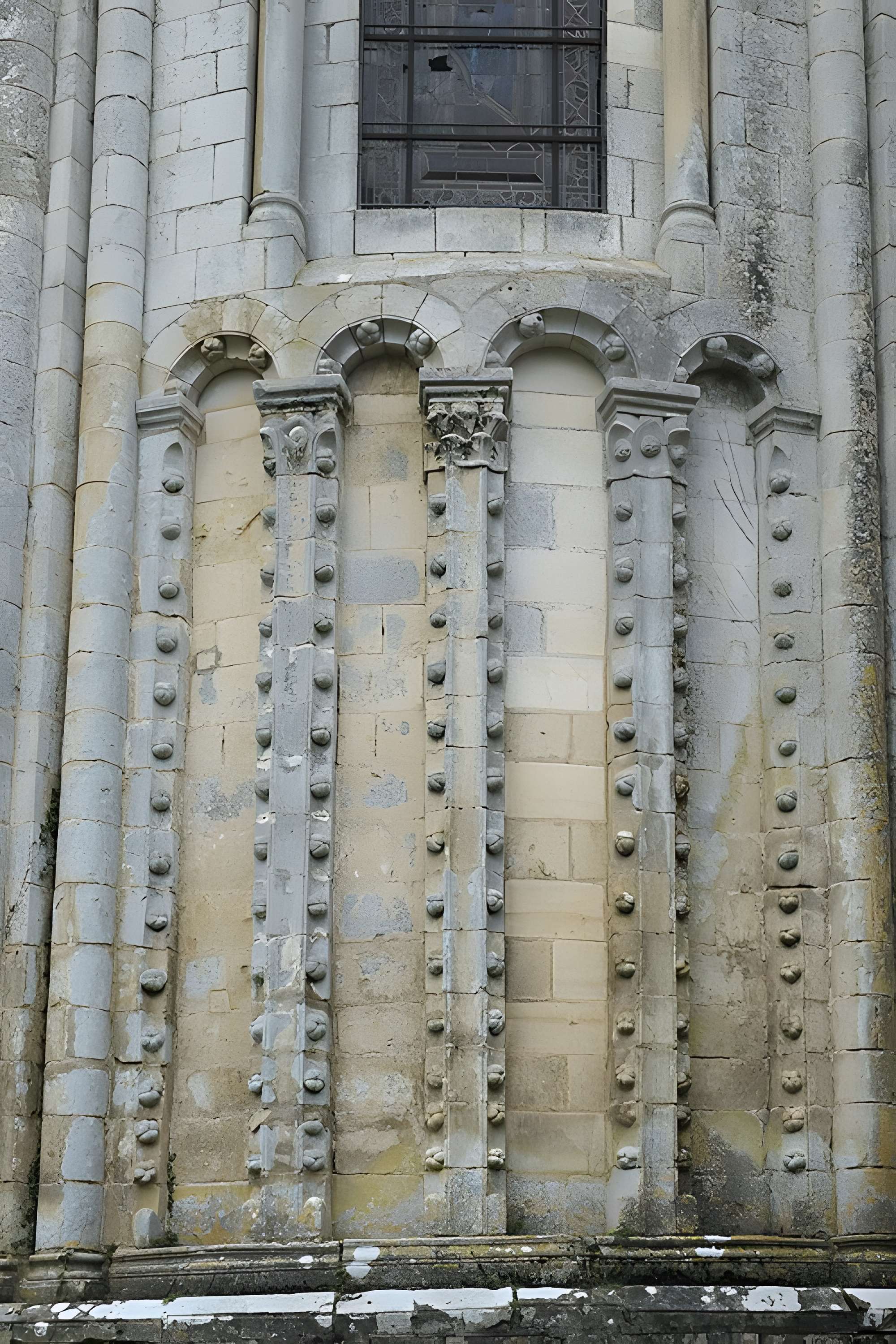 Église Saint-Jean-Baptiste de Jazeneuil