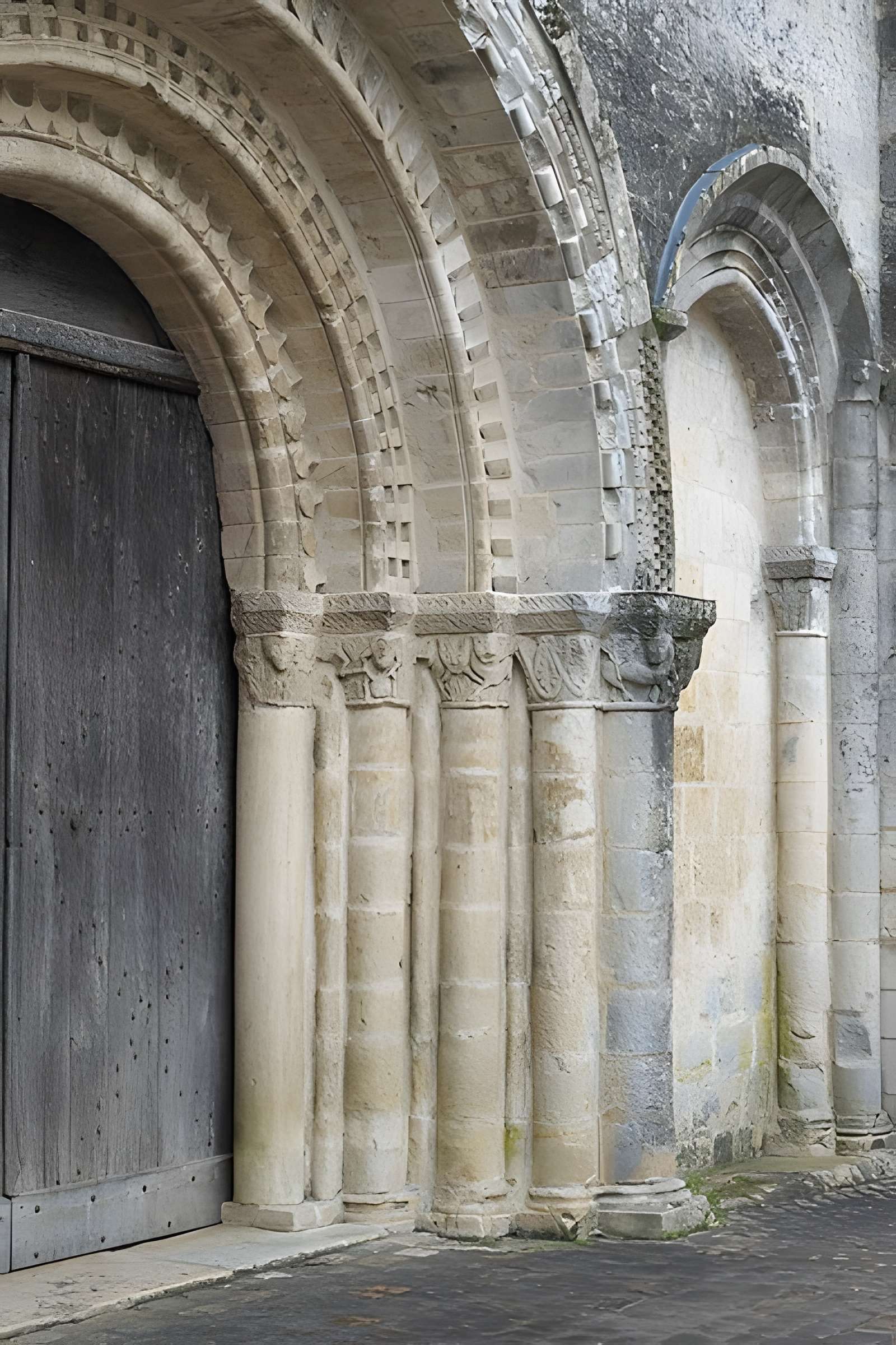 Église Saint-Jean-Baptiste de Jazeneuil