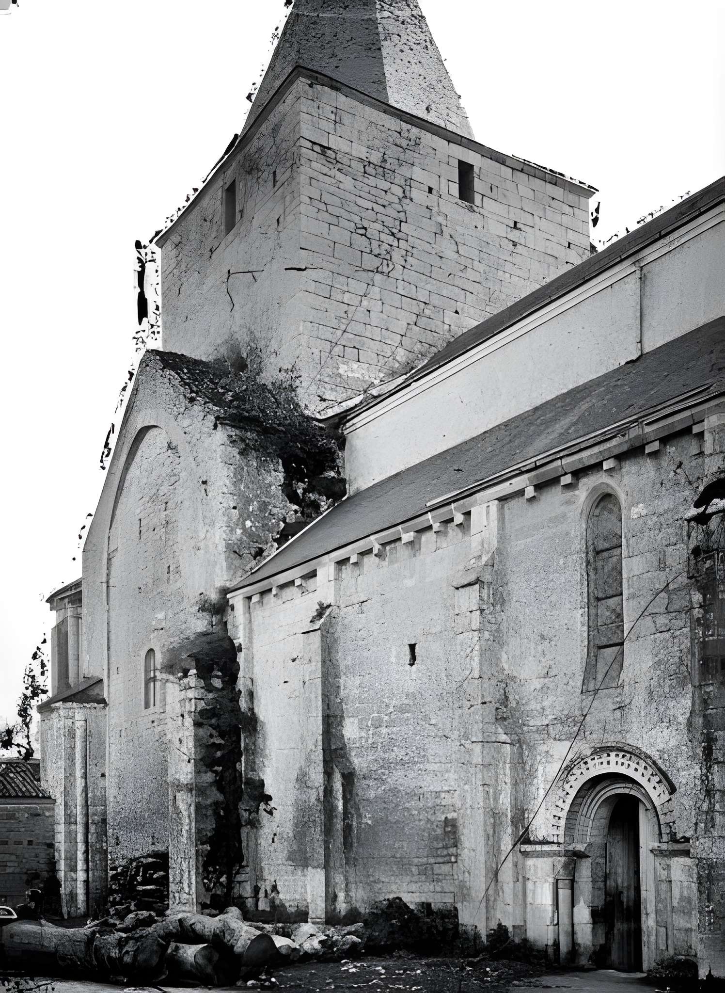 Église Saint-Jean-Baptiste de Jazeneuil
