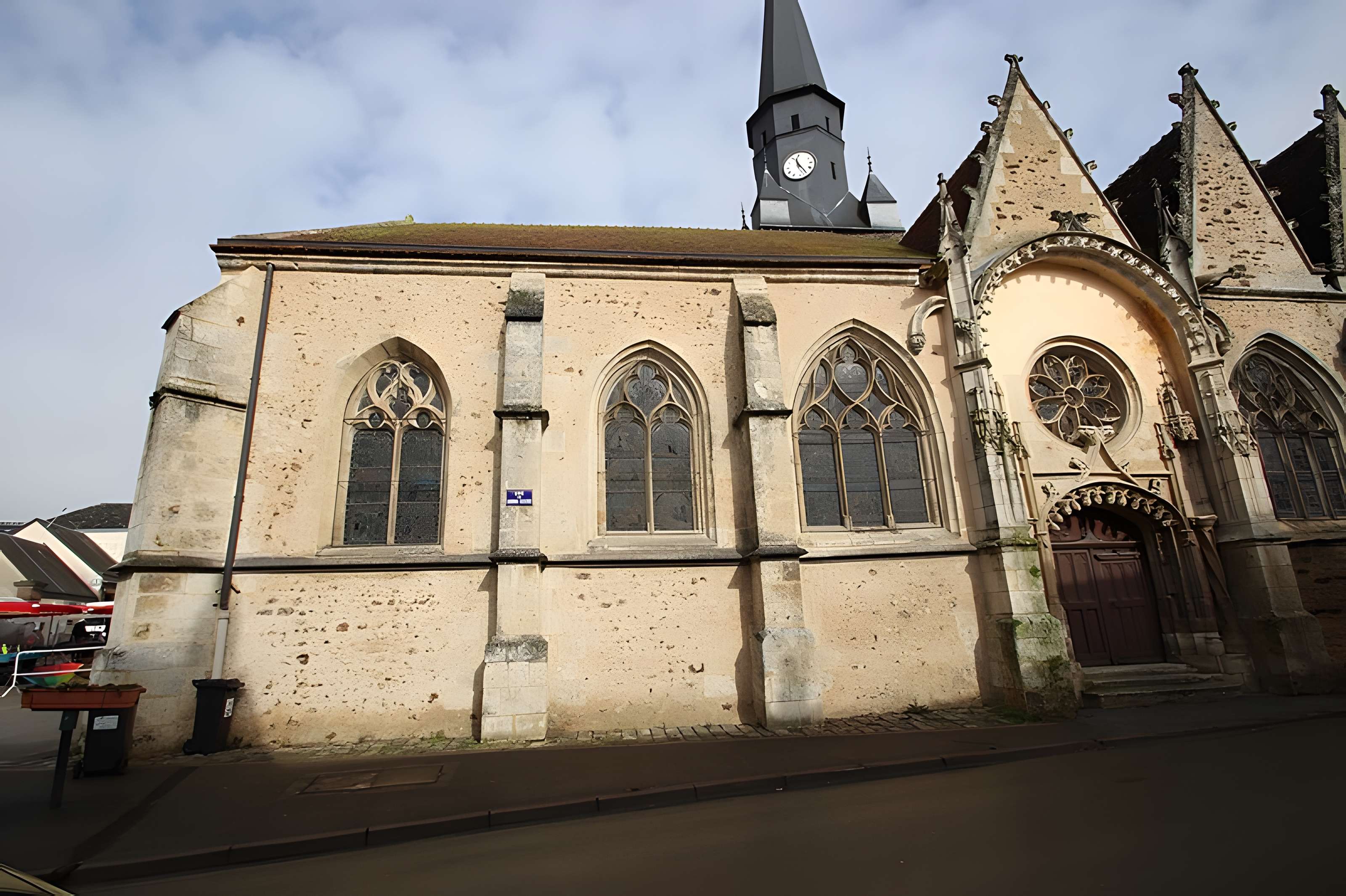 Église Saint-Jean-Baptiste de La Bazoche-Gouet