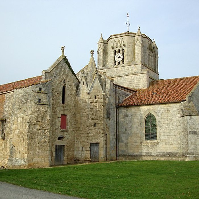 Photo de Église Saint-Nicolas des Magnils-Reigniers