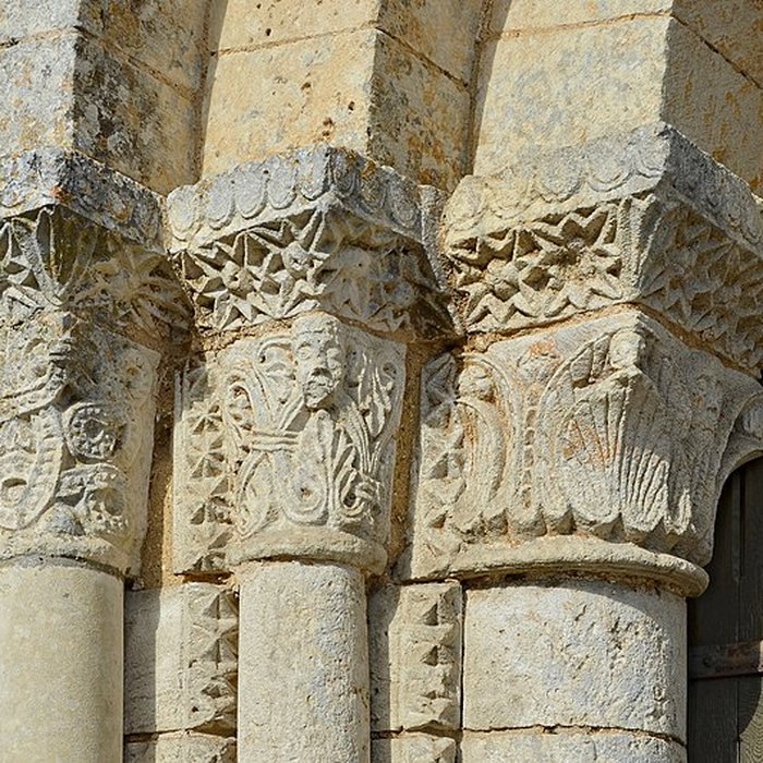 Photo de Église Saint-Jean-Baptiste de La Villedieu-du-Clain