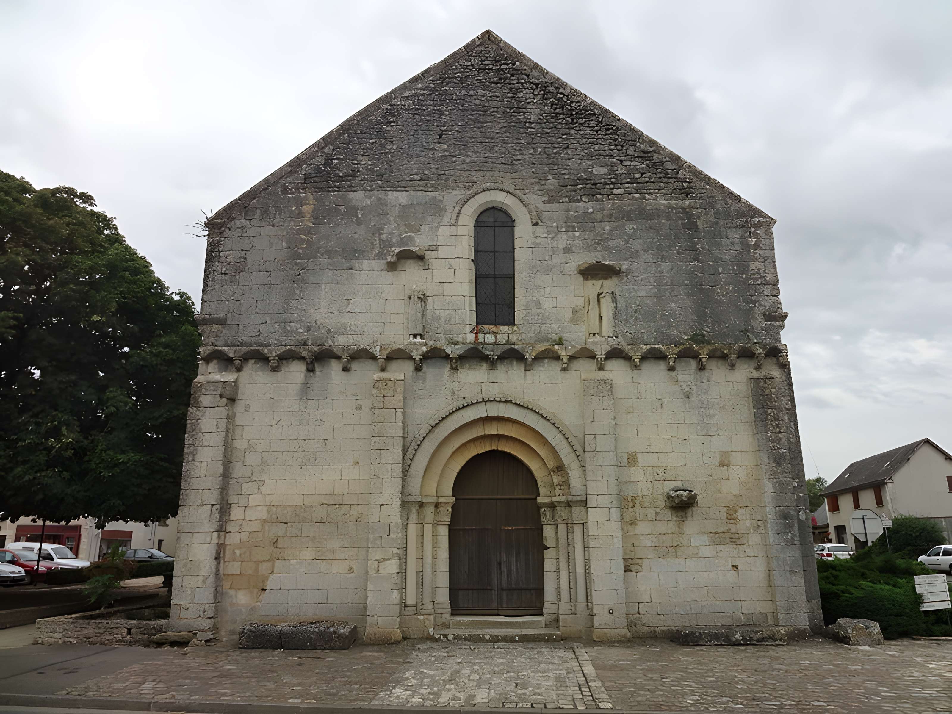 Église Saint-Jean-Baptiste de La Villedieu-du-Clain