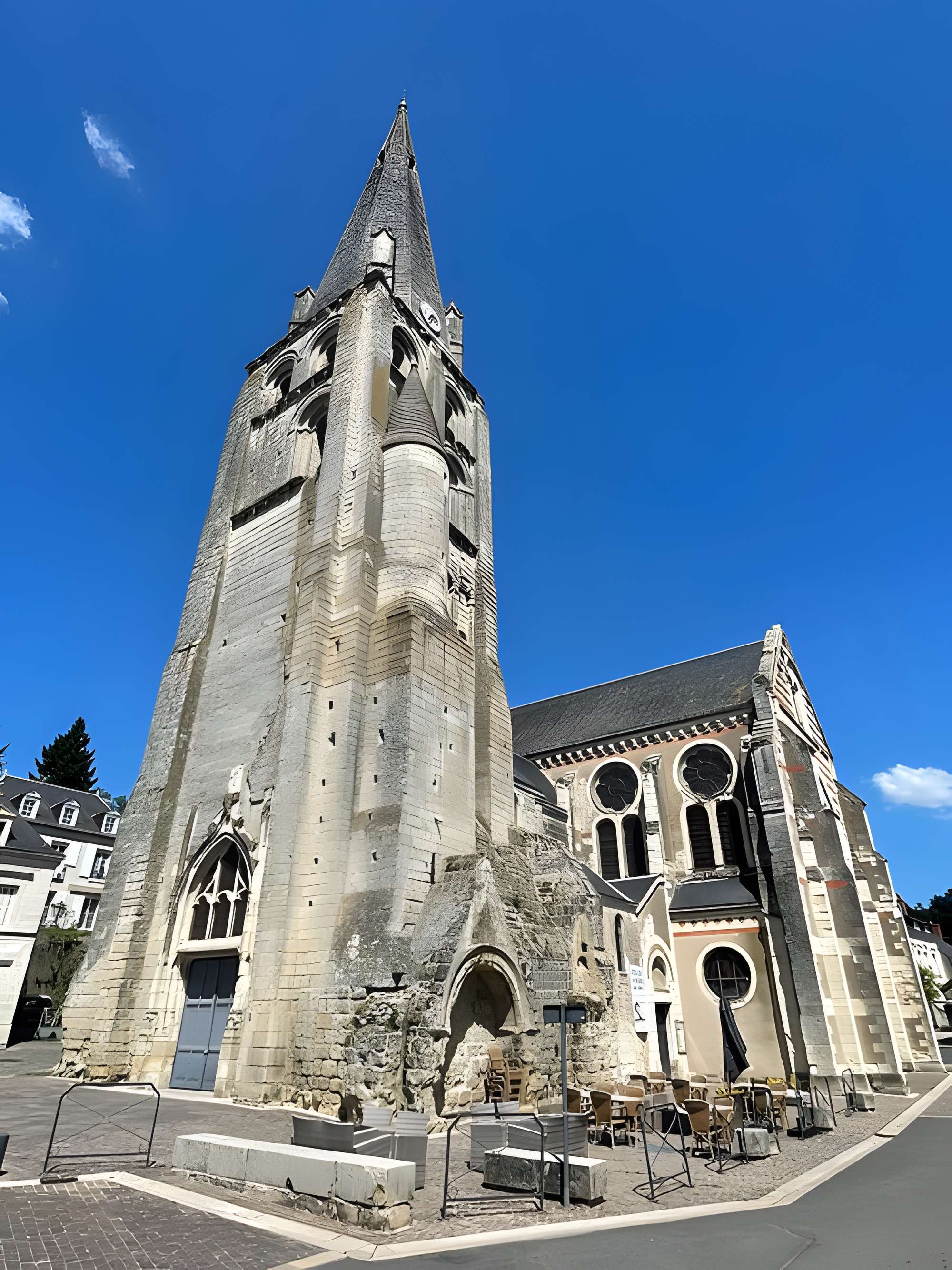 Église Saint-Jean-Baptiste de Langeais