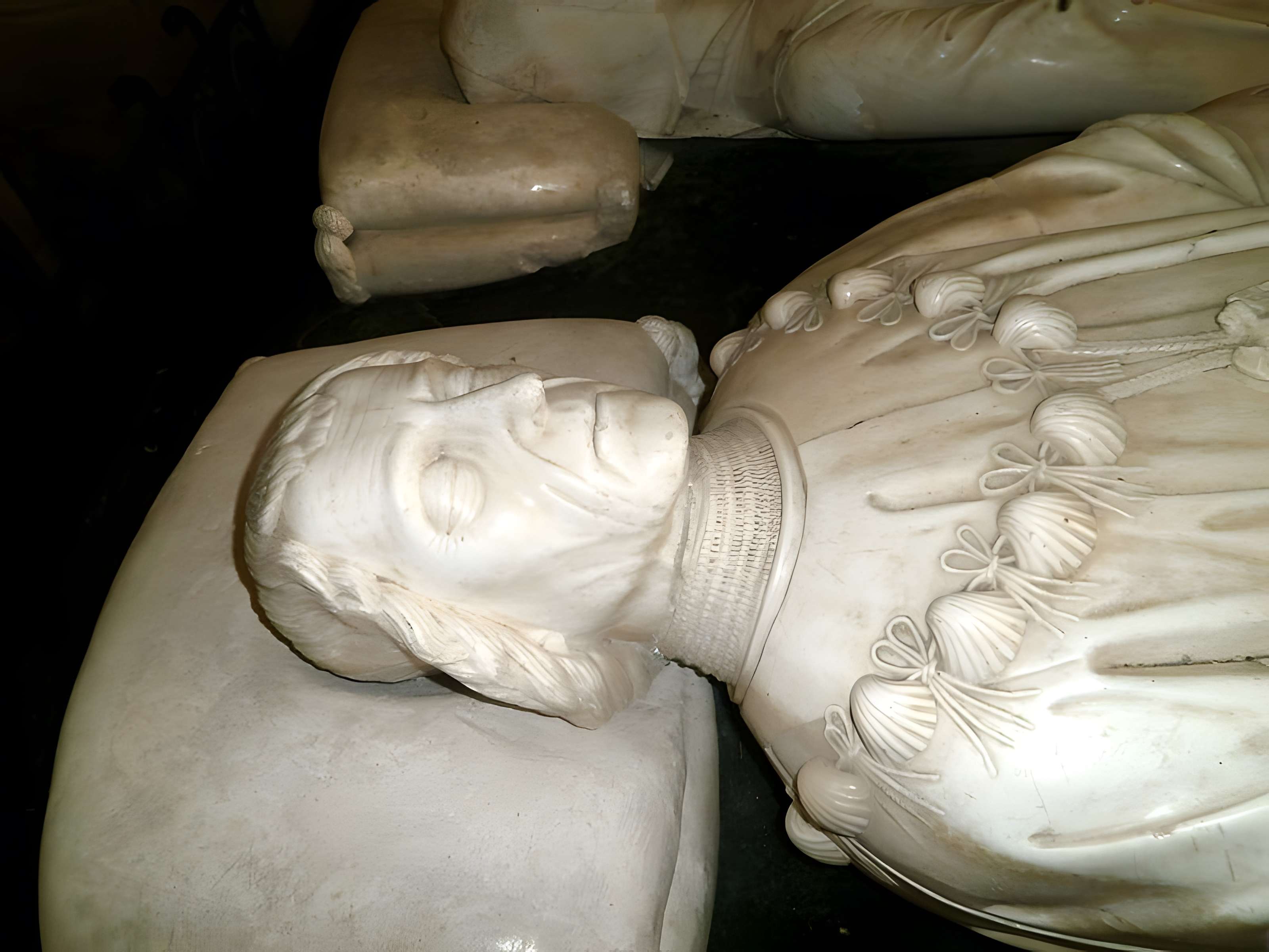 Église Saint-Jean-Baptiste de Montrésor