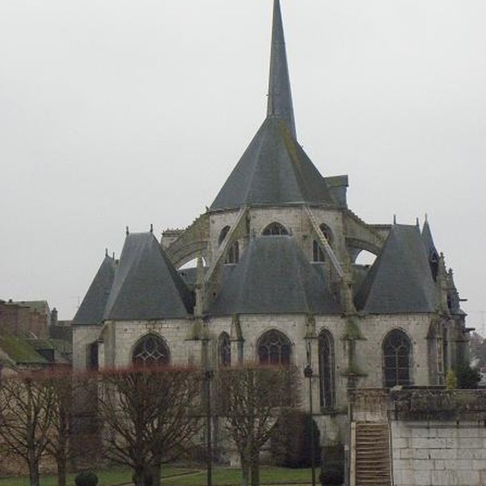 Photo de Église Saint-Jean-Baptiste de Nemours