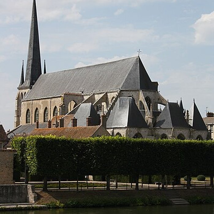 Photo de Église Saint-Jean-Baptiste de Nemours