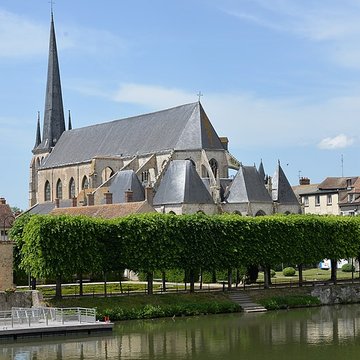 Église Saint-Jean-Baptiste de Nemours