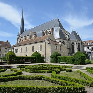 Église Saint-Jean-Baptiste de Nemours