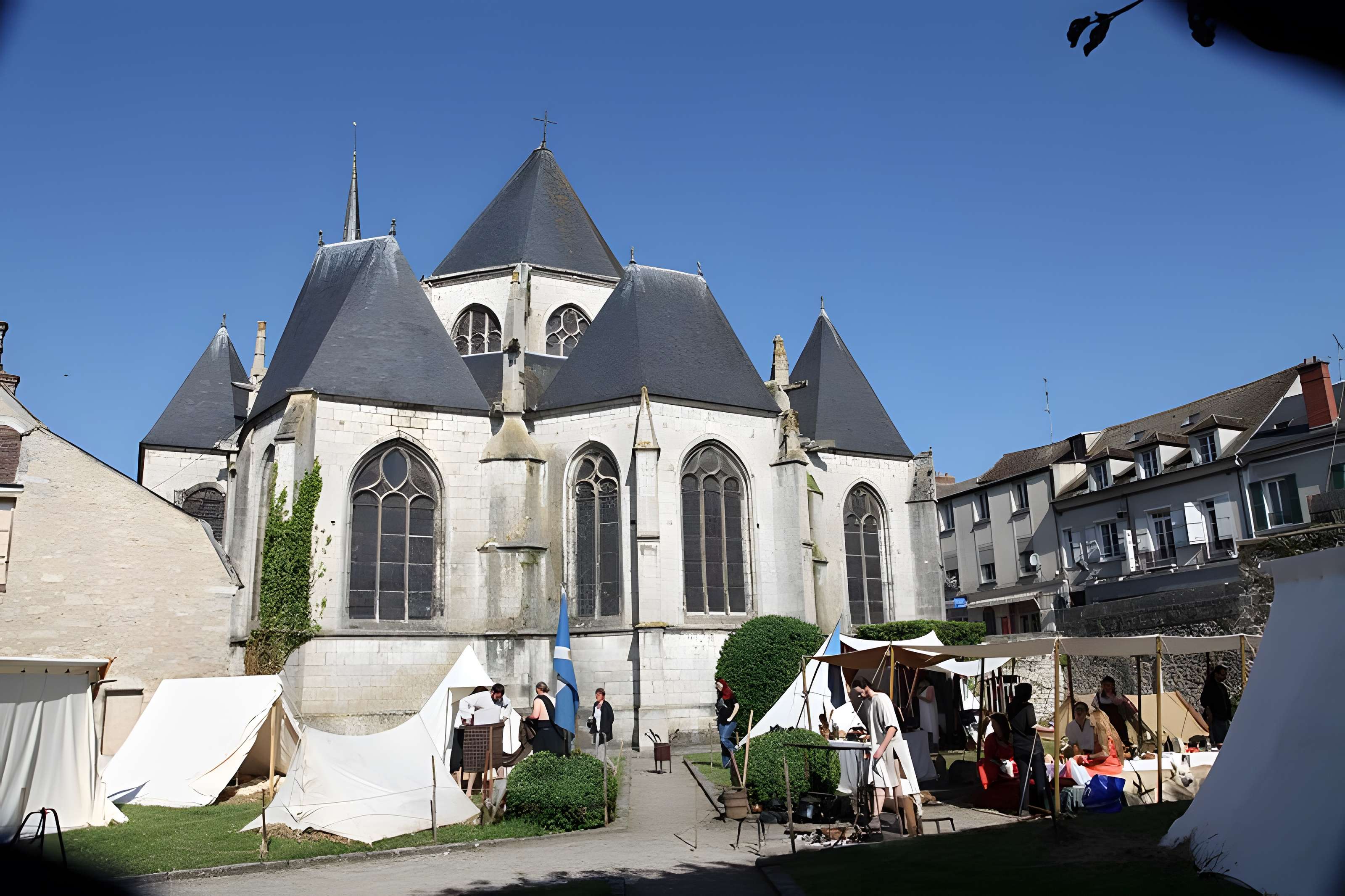 Église Saint-Jean-Baptiste de Nemours