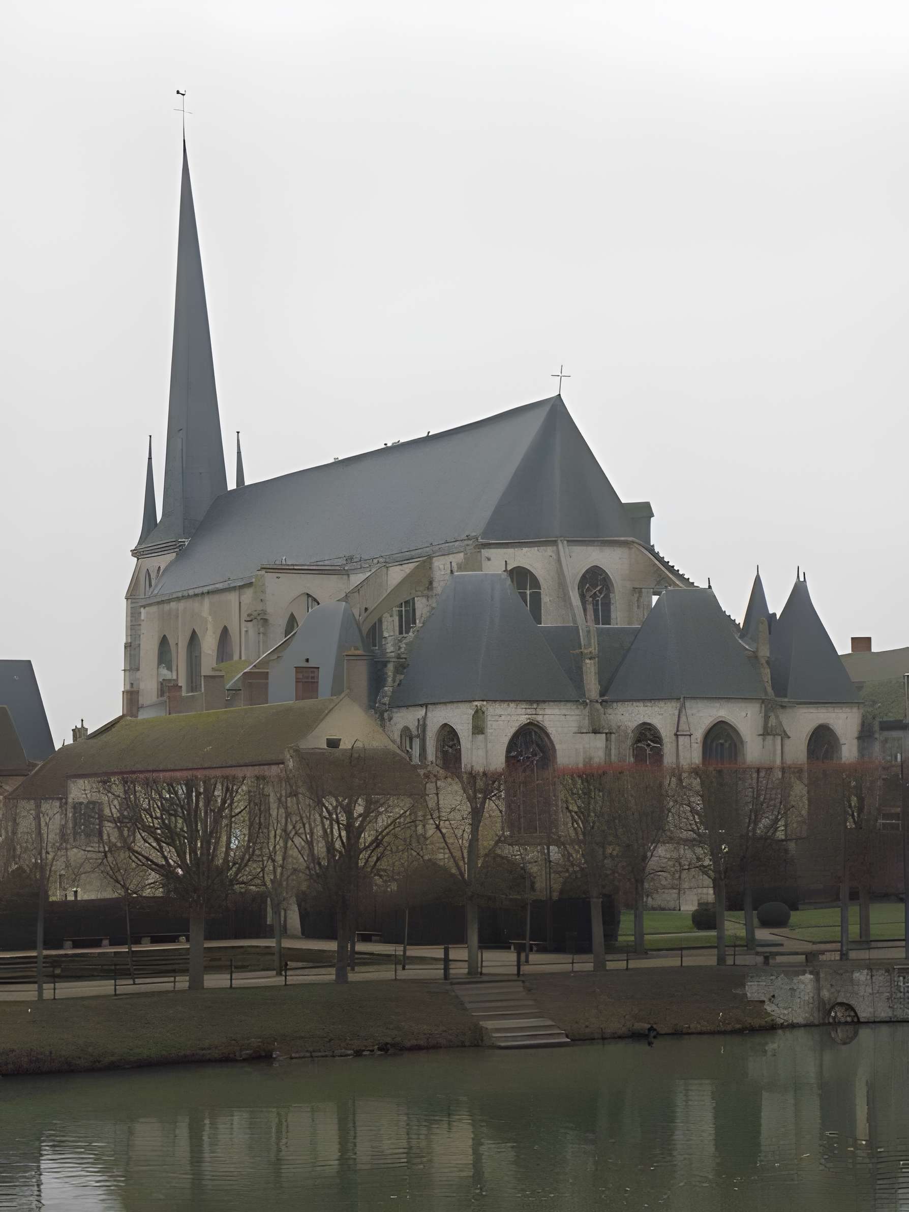 Église Saint-Jean-Baptiste de Nemours