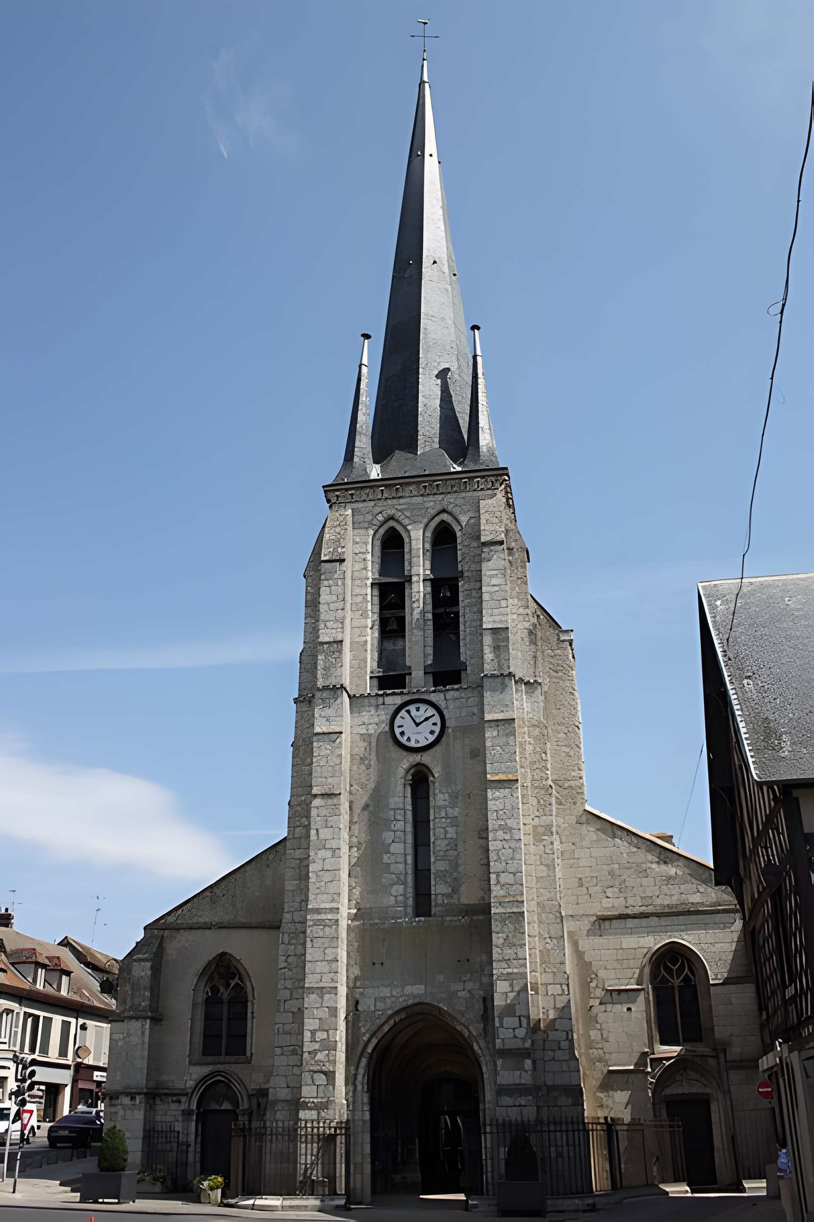 Église Saint-Jean-Baptiste de Nemours