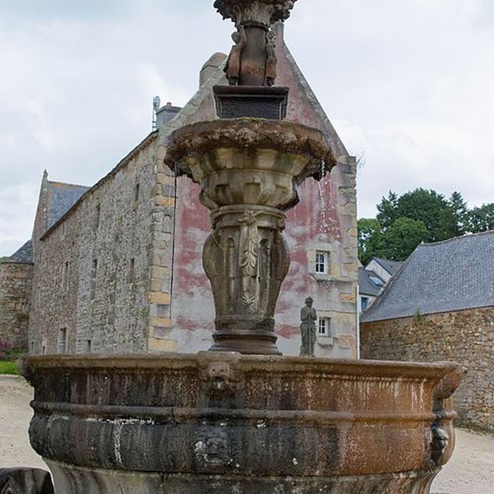 Photo de Église Saint-Jean-Baptiste de Saint-Jean-du-Doigt