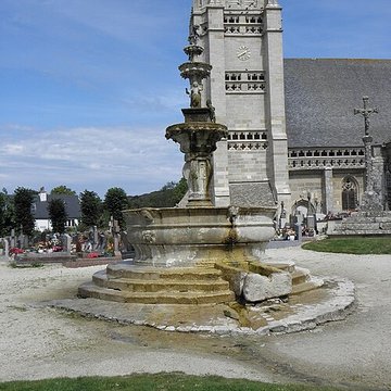 Église Saint-Jean-Baptiste de Saint-Jean-du-Doigt