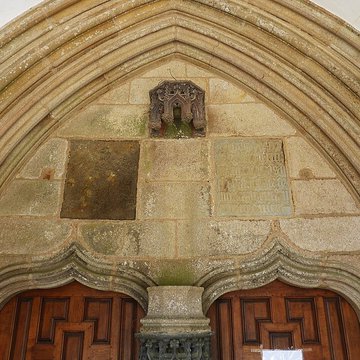 Église Saint-Jean-Baptiste de Saint-Jean-du-Doigt