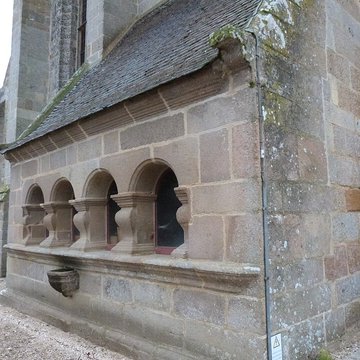 Église Saint-Jean-Baptiste de Saint-Jean-du-Doigt