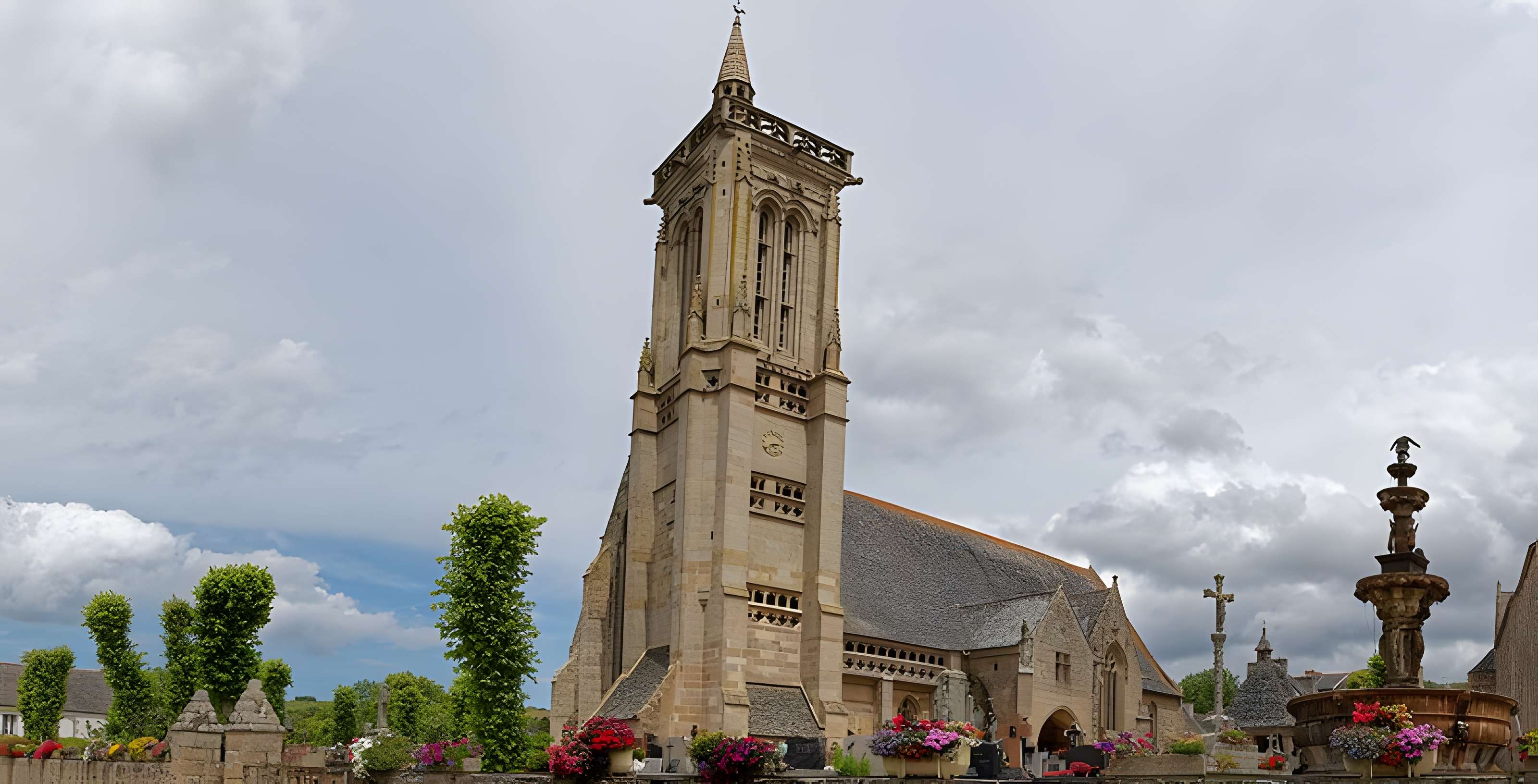 Église Saint-Jean-Baptiste de Saint-Jean-du-Doigt