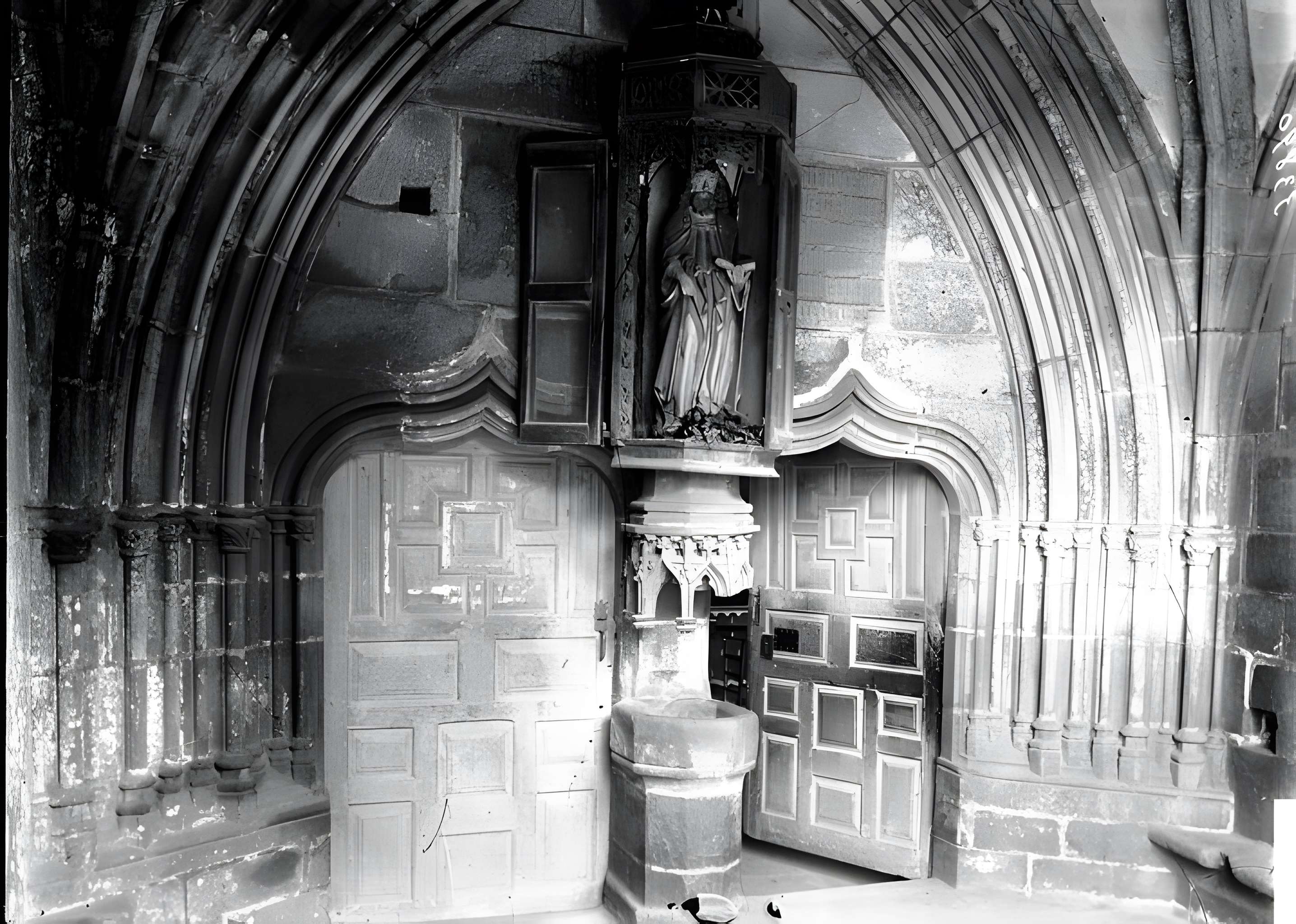 Église Saint-Jean-Baptiste de Saint-Jean-du-Doigt