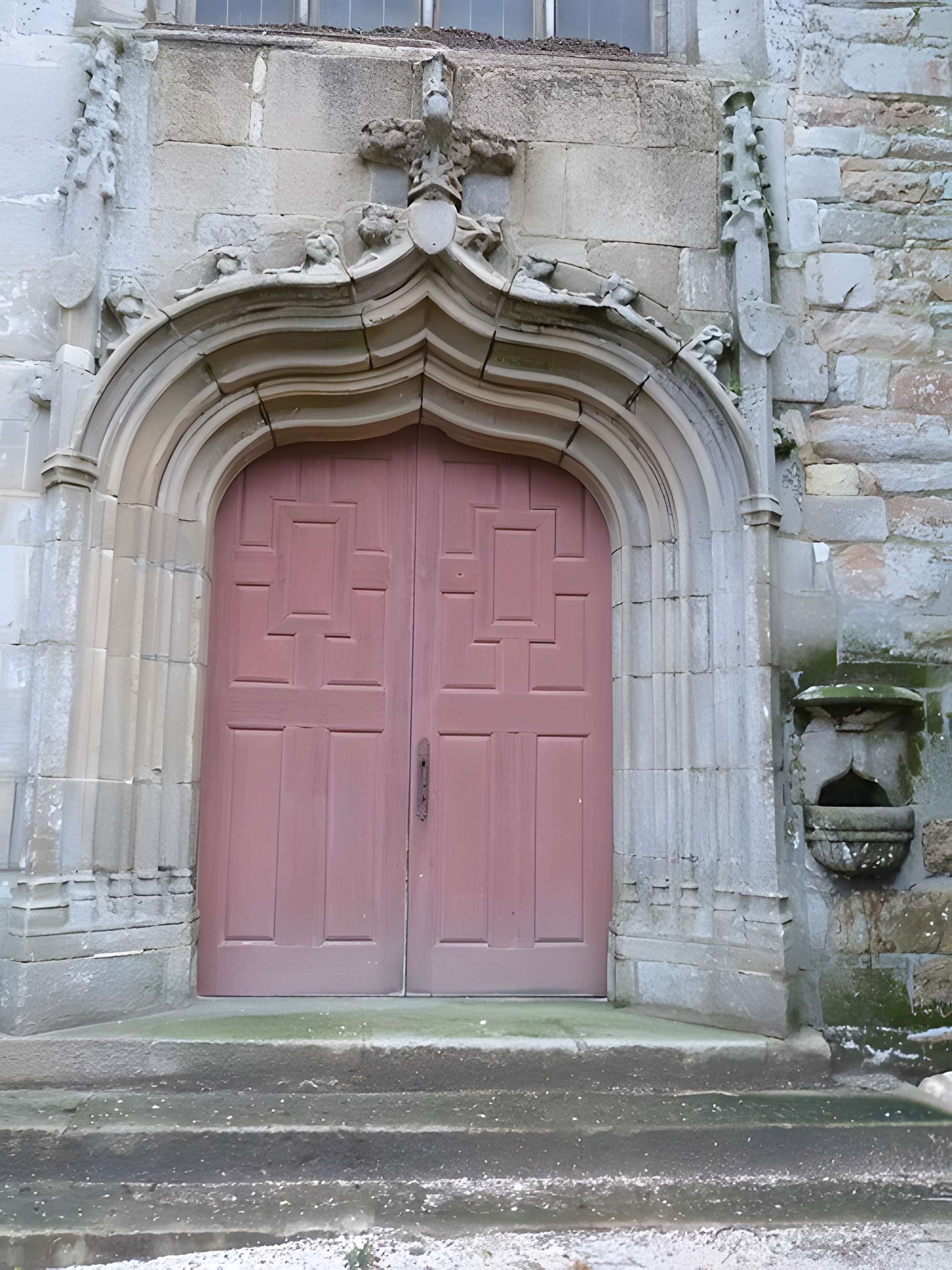 Église Saint-Jean-Baptiste de Saint-Jean-du-Doigt