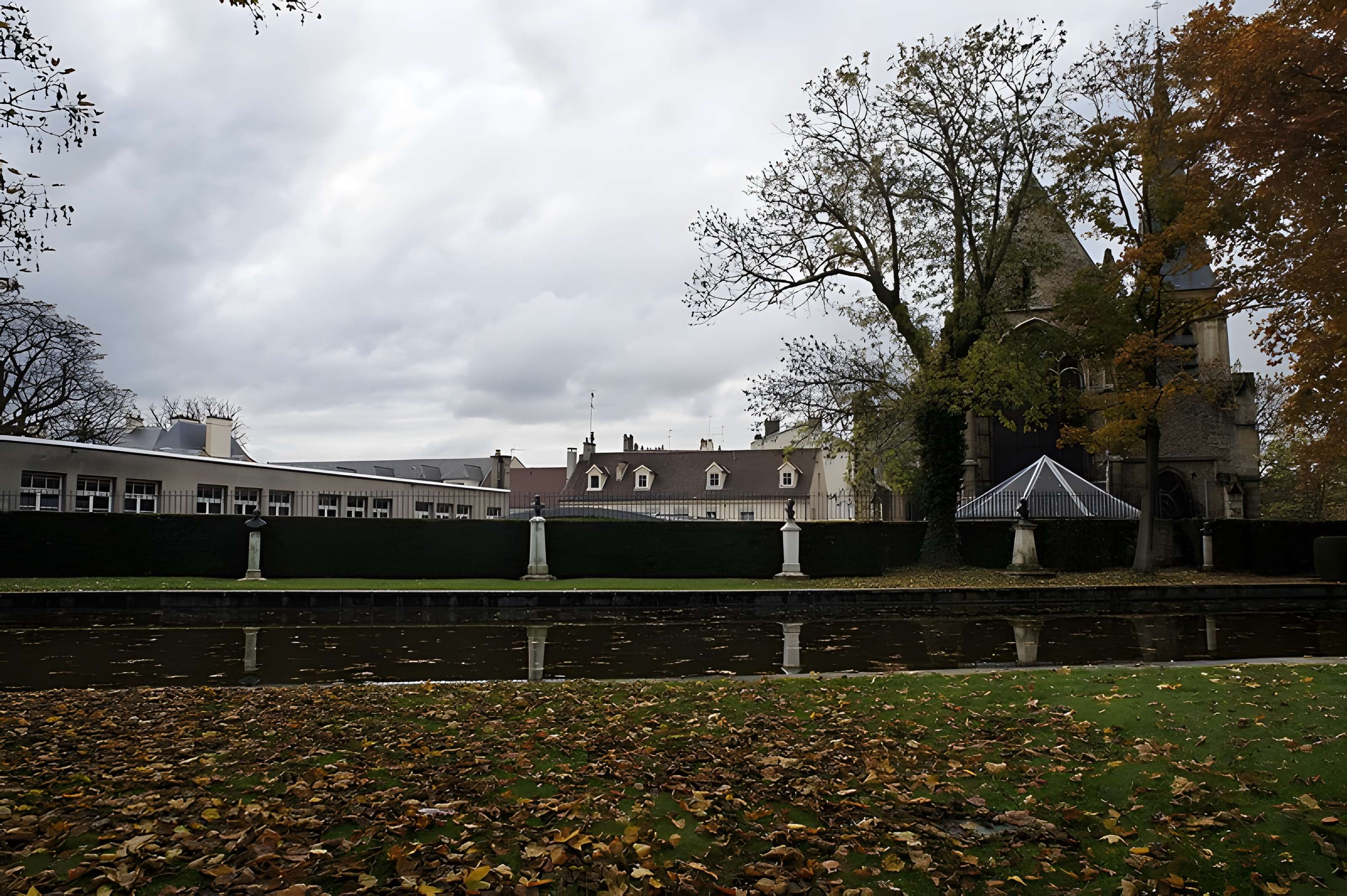 Église Saint-Jean-Baptiste de Sceaux