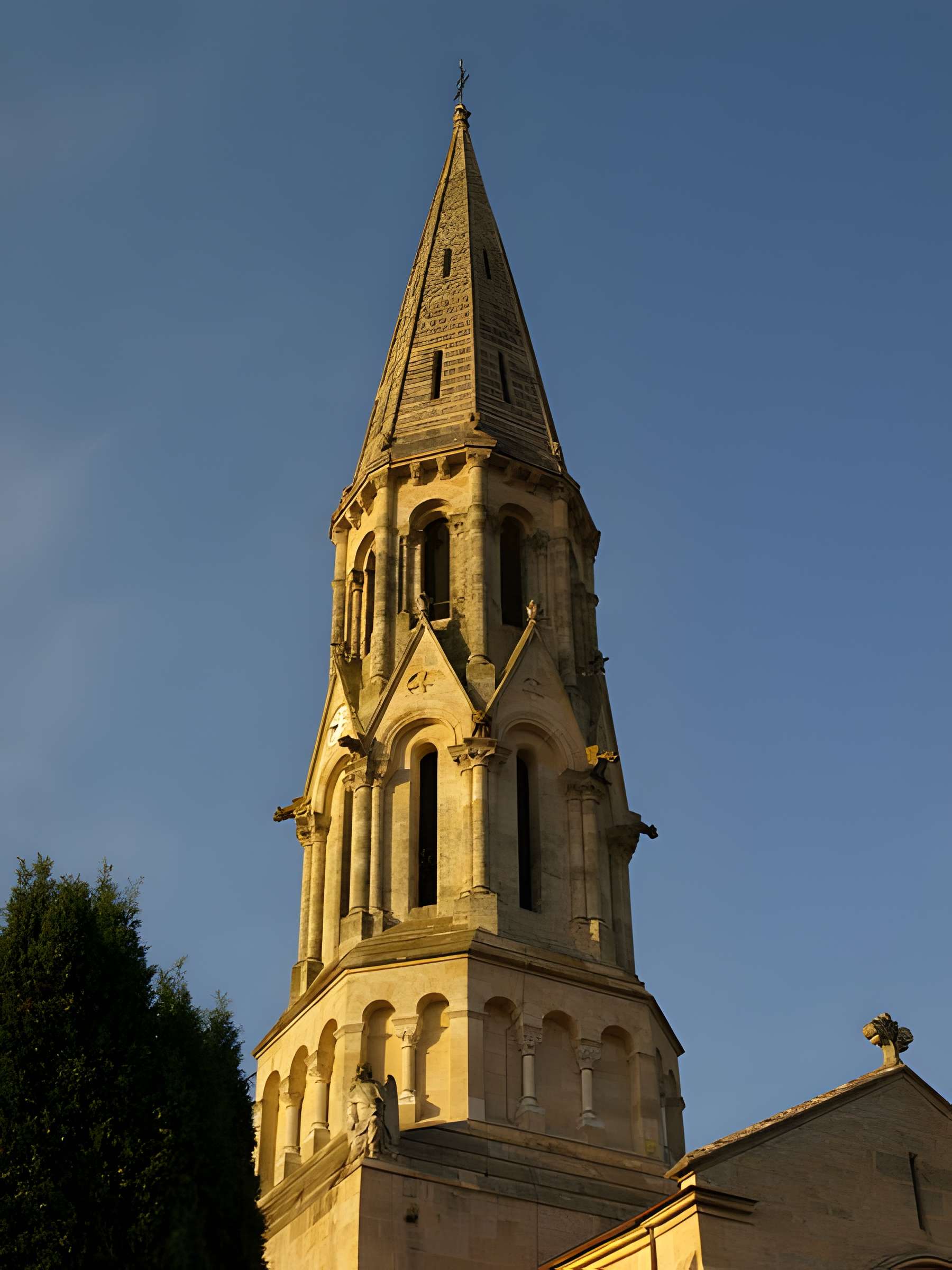 Église Saint-Jean-d'Étampes de La Brède