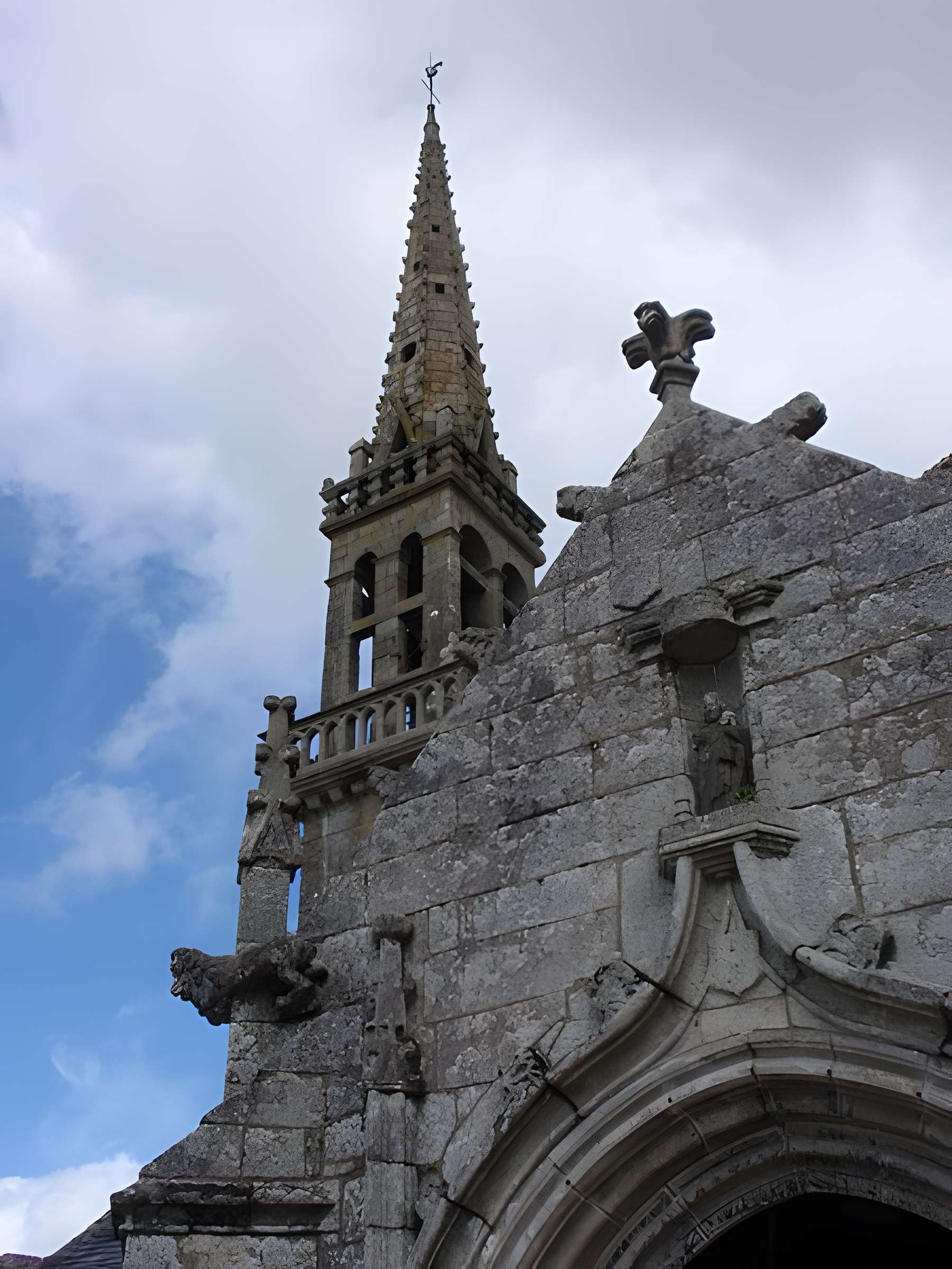 Église Saint-Jérôme de Cast