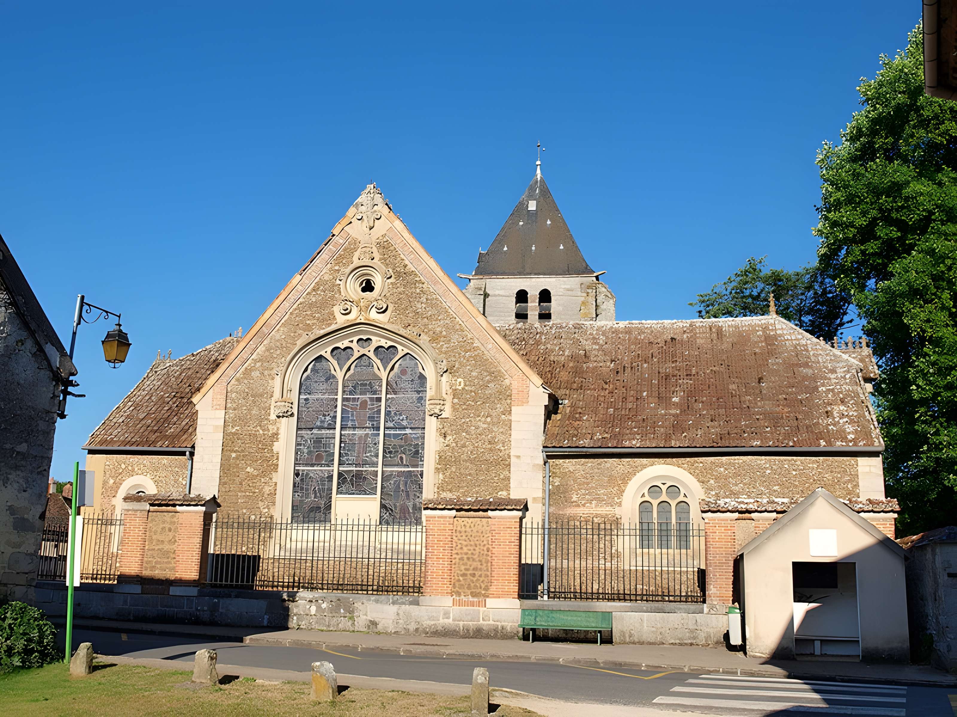 Église Saint-Julien de Chevry-en-Sereine
