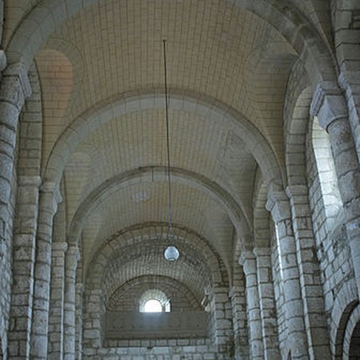 Photo de Église Saint-Julien de Courville