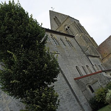 Église Saint-Julien de Courville