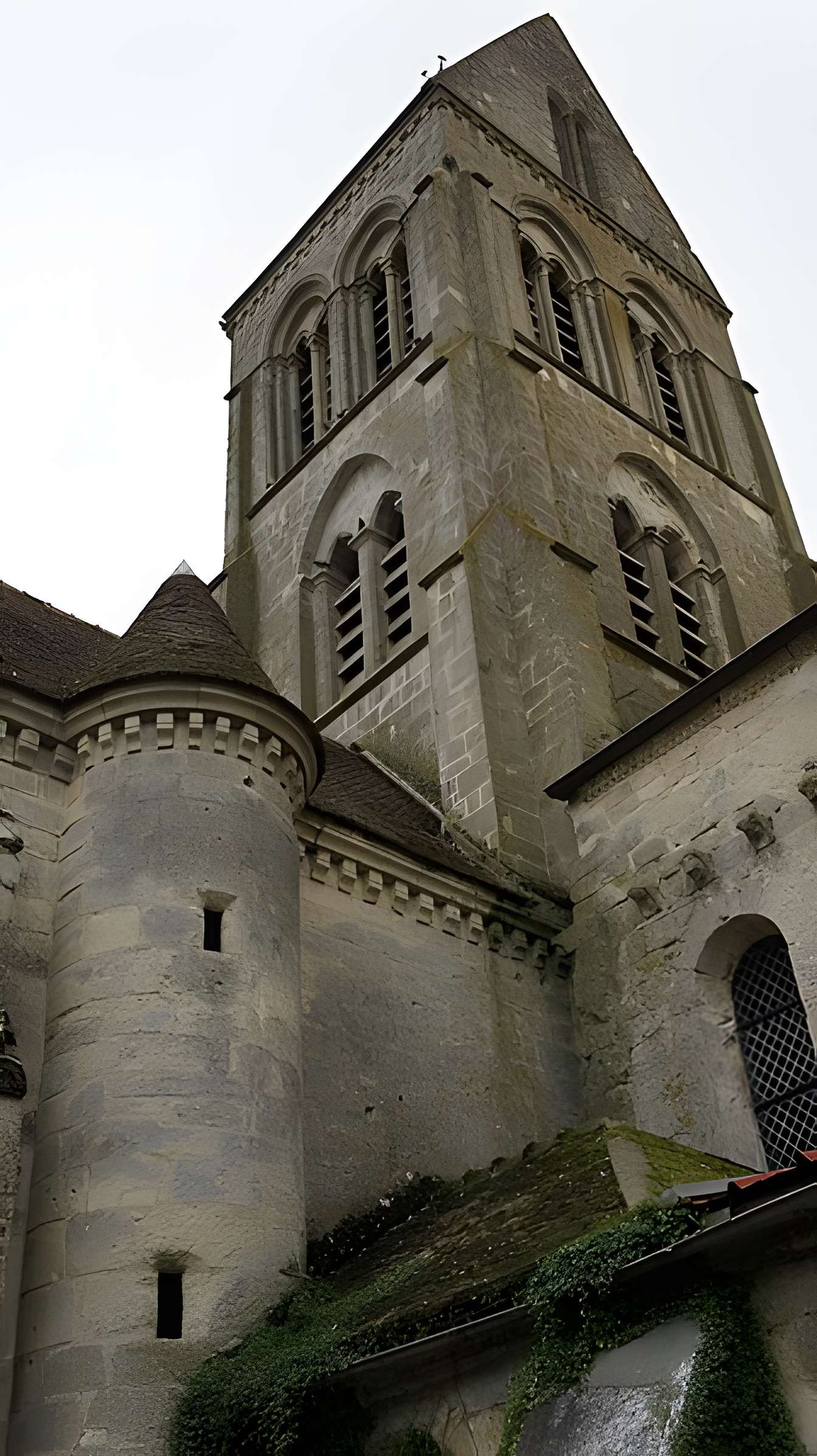 Église Saint-Julien de Courville
