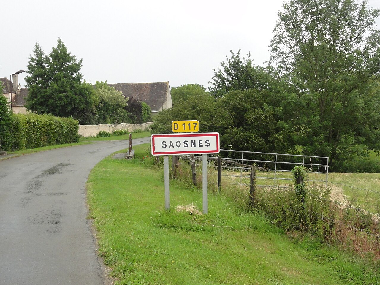 Église Saint-Julien de Montrenault
