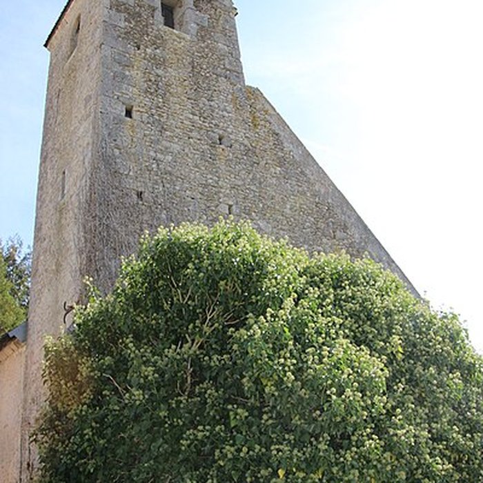 Photo de Église Saint-Julien de Montrenault