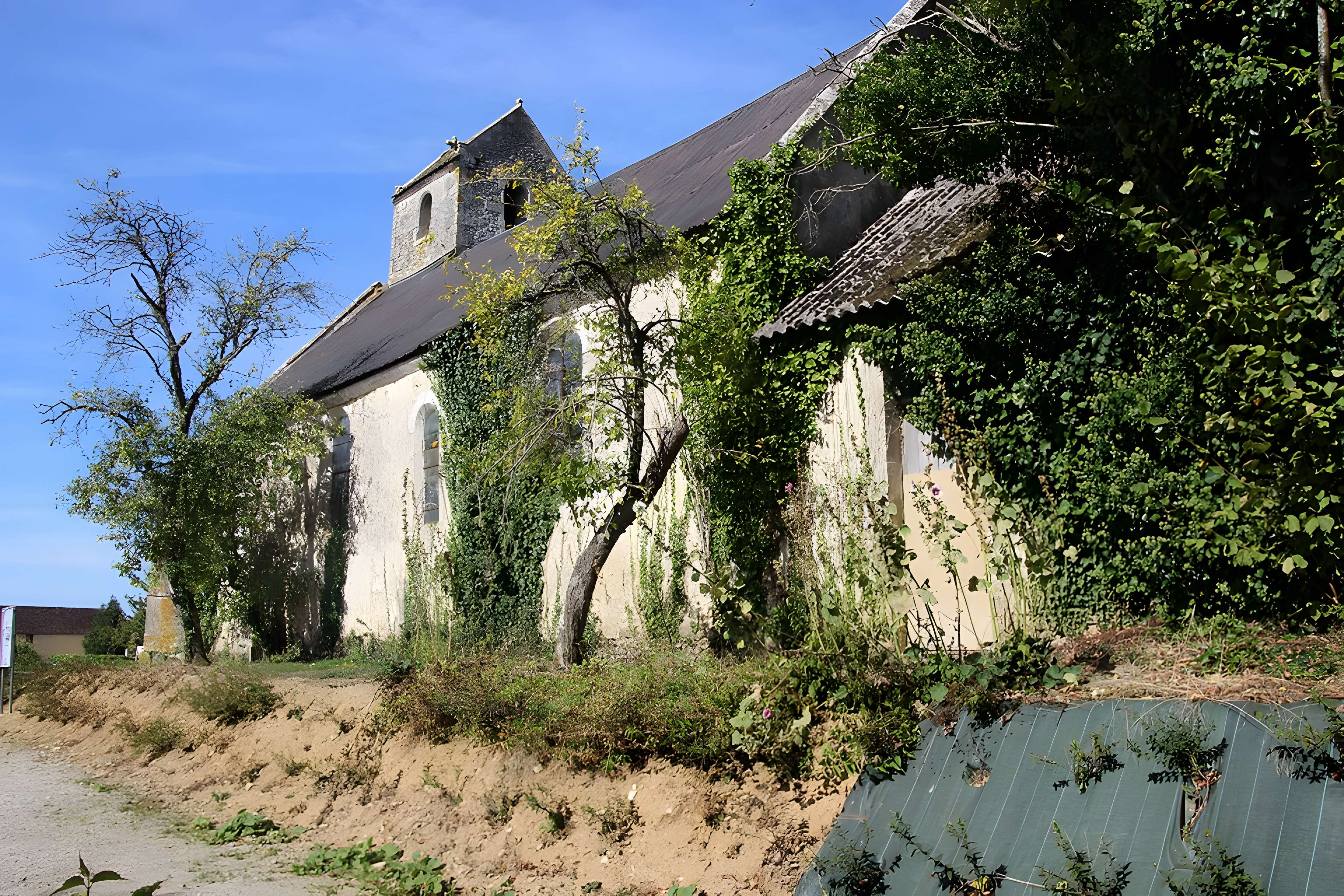 Église Saint-Julien de Montrenault