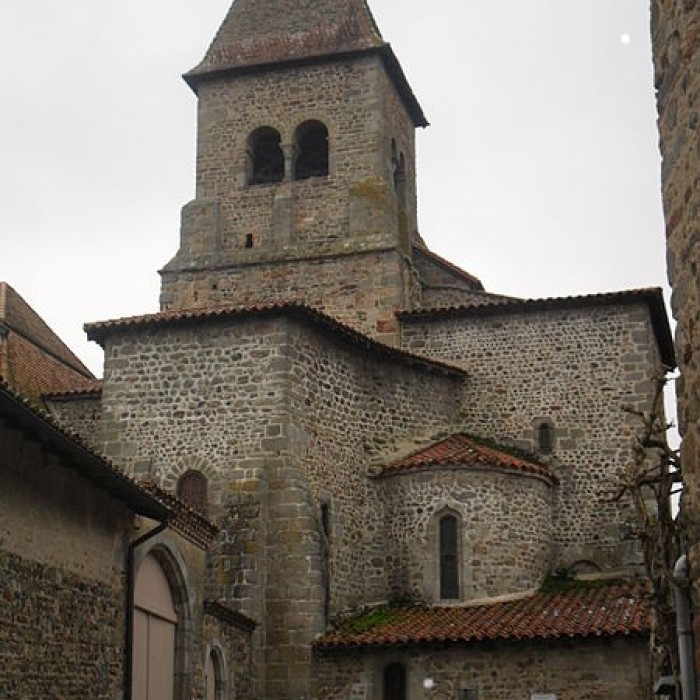 Photo de Église Saint-Julien de Pommiers