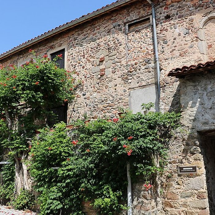 Photo de Église Saint-Julien de Pommiers