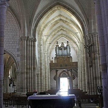 Église Saint-Julien de Sarry