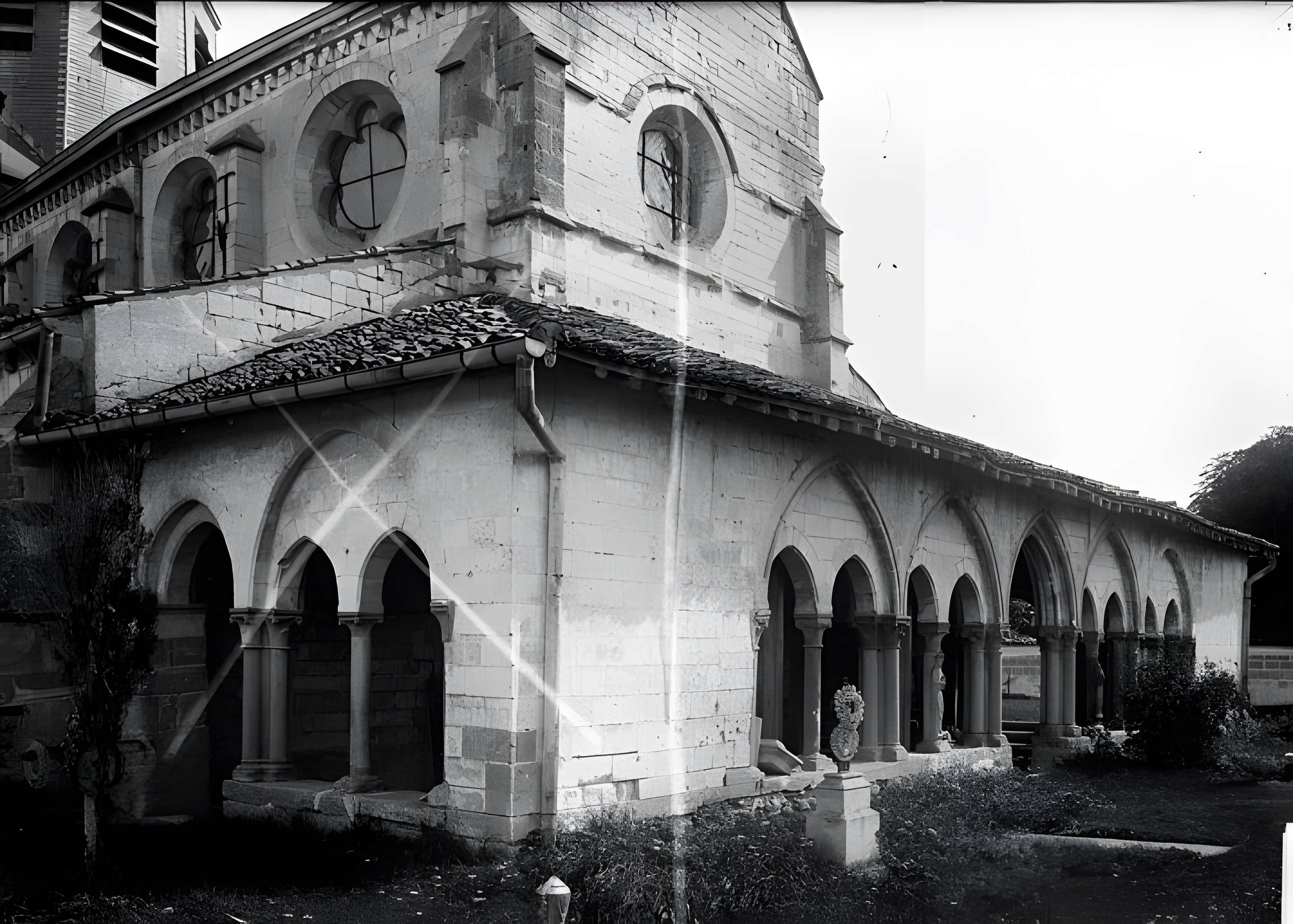 Église Saint-Julien de Sarry