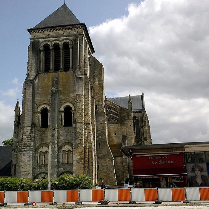 Photo de Église Saint-Julien de Tours