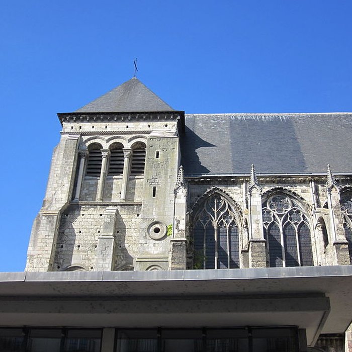 Photo de Église Saint-Julien de Tours